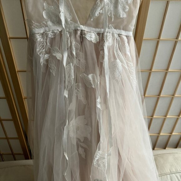 Anthropologie BHLDN Willowby by Watters Galatea A-Line Tulle Wedding Gown Size 2 - Picture 11 of 14